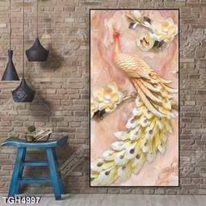 Tranh chim công nền giả ngọc