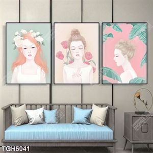 Tranh ghép 3 tấm thiếu nữ và hoa