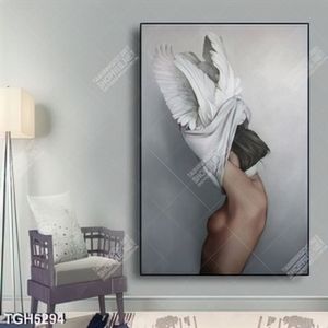 Tranh ghép chân dung bán khỏa thân