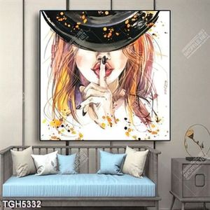 Tranh màu nước cô nàng cá tính