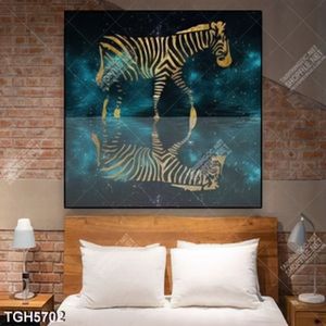 Tranh ghép ngựa gold nền không gian