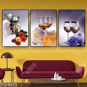 Tranh ghép 3 tấm hoa và ly rượu