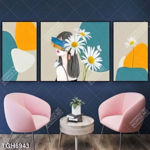 Tranh ghép 3 tấm cô gái và hoa cúc