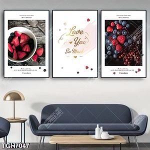 Tranh ghép 3 tấm dâu và việt quất