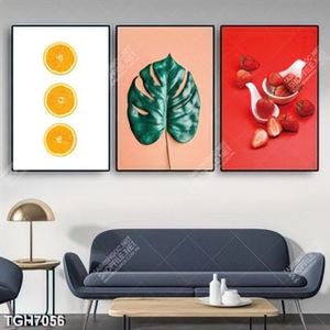 Tranh ghép 3 tấm dâu và cam