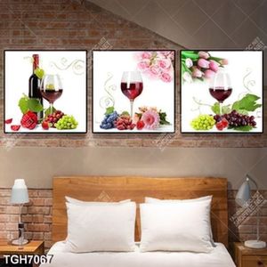 Tranh ghép 3 tấm rượu vang và trái cây