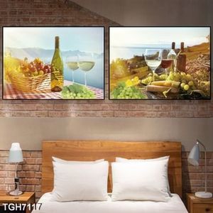 Tranh 2 tấm bàn tiệc rượu