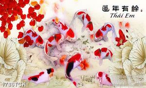 Tranh sơn dầu cá koi dưới những chùm hoa đỏ rực in 3d