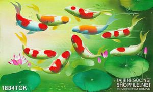 Tranh decor sơn dầu cá koi trong hồ sen màu xanh biếc