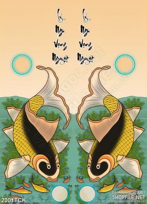 Tranh cá chép thưởng nguyệt trong hồ in treo tường