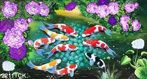 Tranh in uv những bông hoa mẫu đơn tím và đàn cá chép