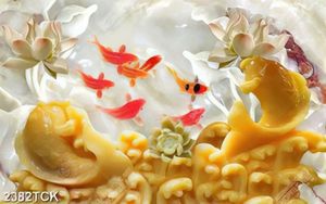 Tranh chú cá chép giả ngọc bên những bông hoa sen