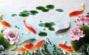 Tranh hoa sen cá chép vàng trong dòng nước trong vắt