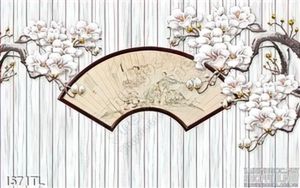 Tranh hoa đào và quạt trang trí phòng khách