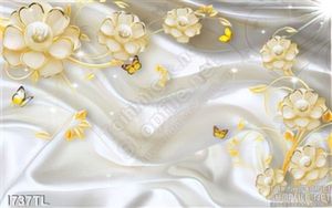 Tranh hoa vàng, ngọc trai trang trí phòng khách