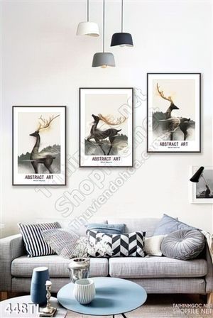 Tranh lụa hươu nai treo tường độc đáo