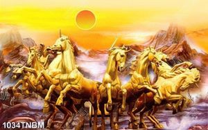 Tranh kim tiền bát mã màu vàng đẹp nhất