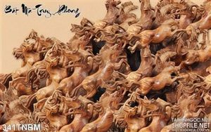 Tranh gỗ mã đáo thành công