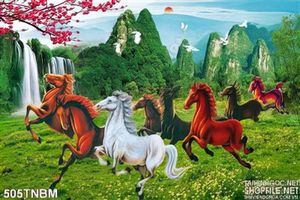 Bát Mã trên đồng cỏ