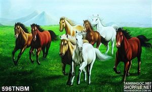 Tranh phong cảnh mã đáo treo tường trong nhà