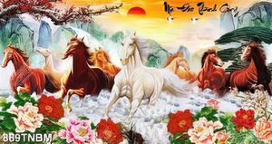 Tranh sơn dầu bát mã trên đỉnh núi đầy sương mù