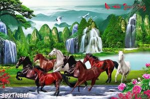Tranh sơn thủy bát mã in kính