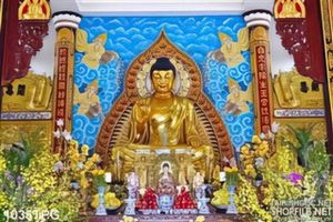Tranh tượng thờ Phật Tổ trong chùa