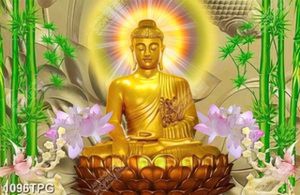 Tranh tượng Phật Thích Ca bằng vàng và tre
