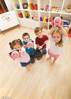 Tranh các bạn nhỏ vui chơi