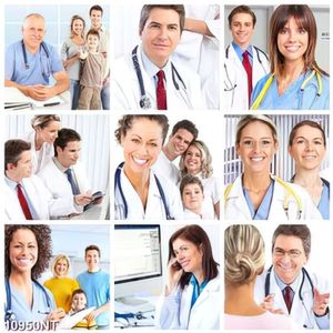 Tranh ghép bác sỹ cười rạng rỡ