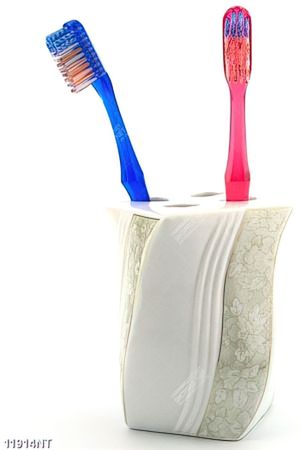 Tranh bàn chải đánh răng