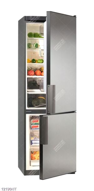 Tranh tủ lạnh chứa đầy ắp thức ăn