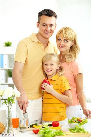 Tranh gia đình hạnh phúc 