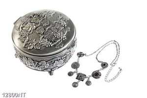 Tranh chiếc hộp nhỏ