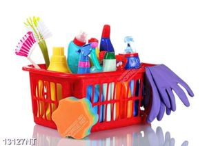 Tranh dụng cụ dọn dẹp vệ sinh