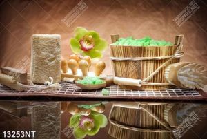 Tranh dụng cụ tắm spa