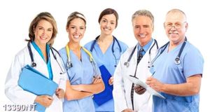 Tranh đội ngũ y tá và bác sỹ
