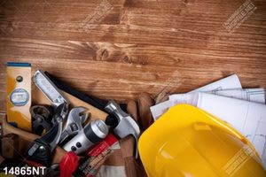 Tranh mũ bảo hộ và bản vẽ công trình
