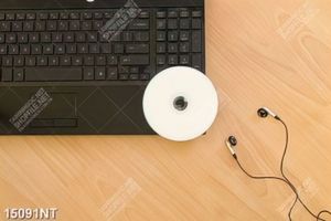 Tranh bàn phím máy tính laptop