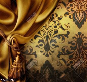 Tranh tấm rèm màu vàng đồng