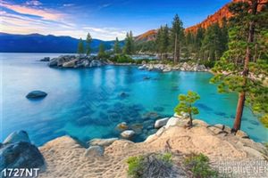 Tranh biển xanh giữa thung lũng