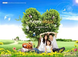 Tranh gia đình bên cây tình yêu