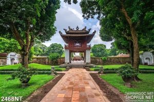 Tranh cổng chùa trang trí căn phòng