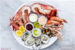 Tranh đĩa hải sản tươi