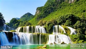 Tranh những khe suối tạo thành thác nước