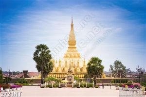 Tranh chùa vàng trang trí căn phòng