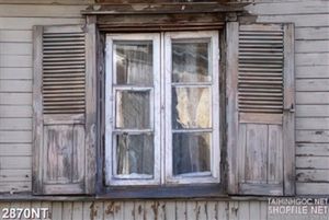 Tranh ô cửa sổ có nhiều cánh