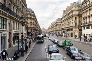 Tranh con đường tấp nấp trong thành phố