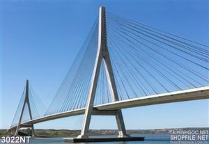 Tranh cây cầu vắng trên sông xanh