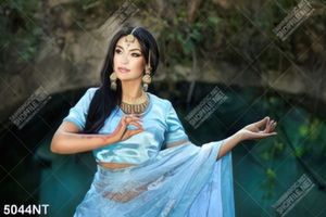 Tranh người đẹp Ấn Độ